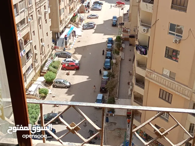 شقة بجوار كارفور خلف مودرن اكاديمى الداءرى فيو مفتوح تيجان