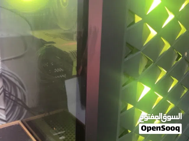 كمبيوتر جيمينج متكامل للبيع اداء قوي وشاشة احترافية استخدام اقل من شهر كرت شاشة RTX 3050 8GB