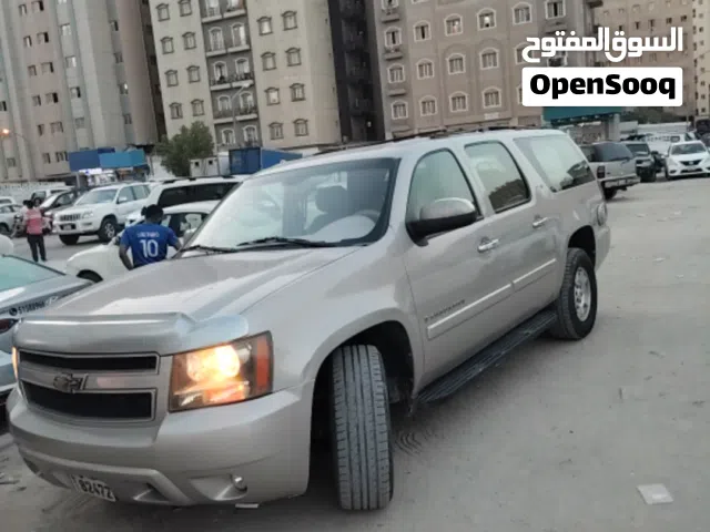 2008 Chevrolet Suburban LT Diesel Bus with 9+ Seats and 360° Camera