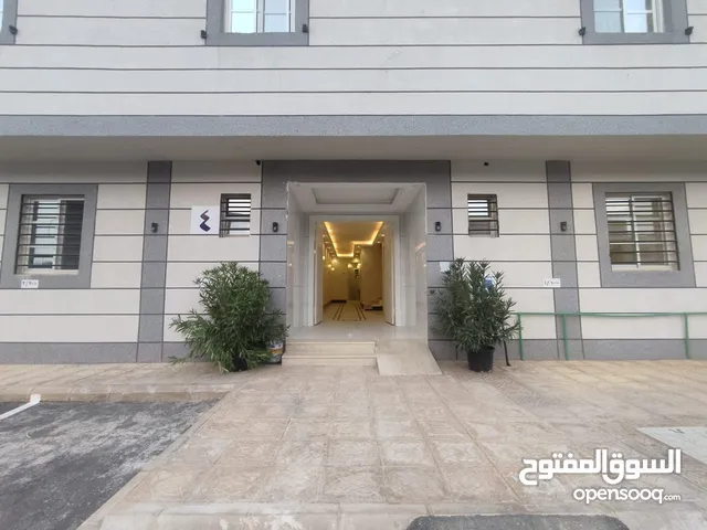 250 m2 More than 6 bedrooms Apartments for Rent in Al Riyadh Tuwaiq