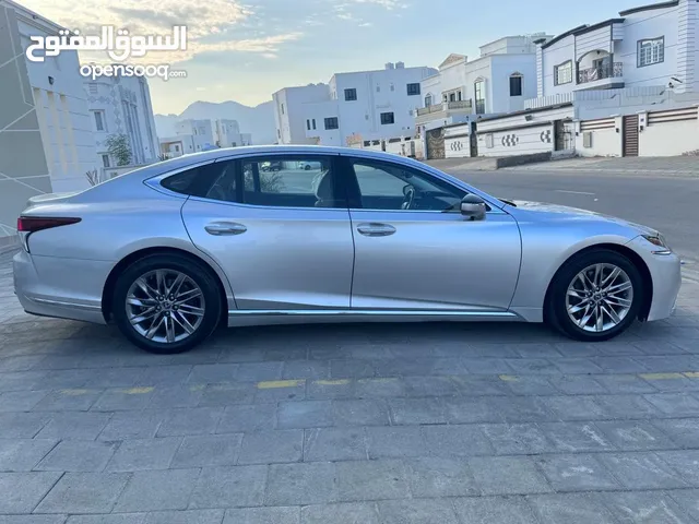 Lexus LS 2018 in Muscat