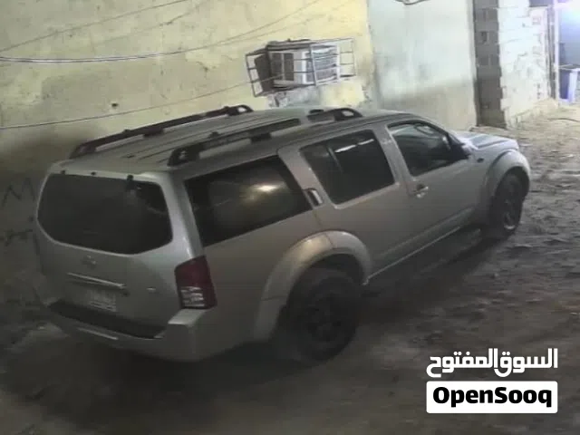 Used Nissan Pathfinder in Basra