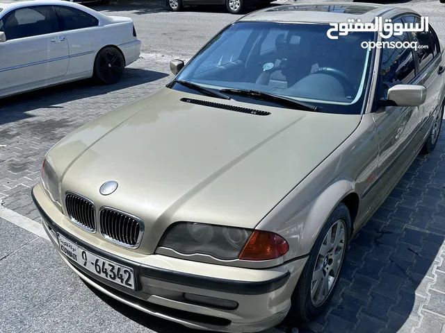 BMW 3 Series 2001 in Al Ahmadi