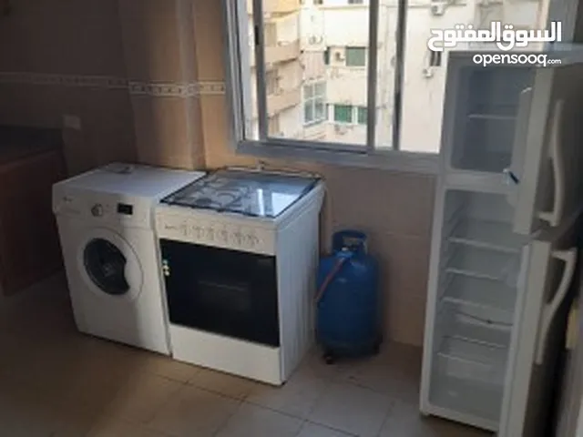 شقة مفروشة بالحمرا