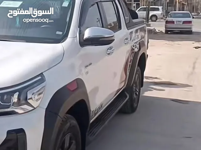 تويوتا هيلوكس