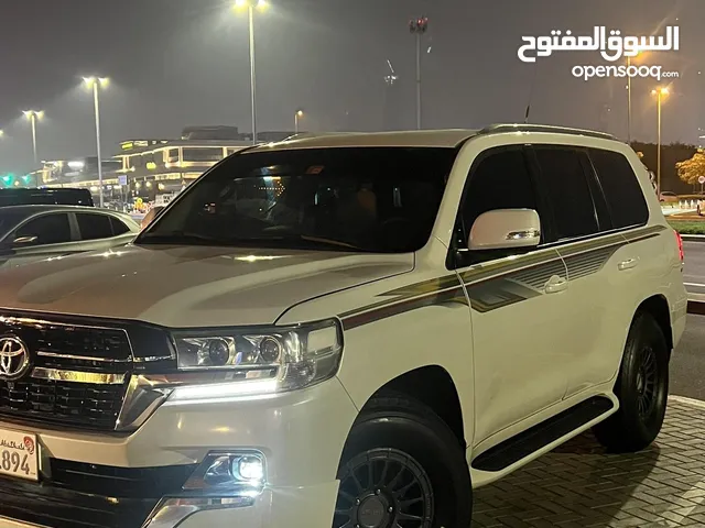 لاند كروز جي اكس ار 2019