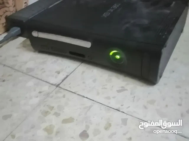 Xbox 360 بحاجه لتنظيف الكفر الخارجي للبيع مستعمل