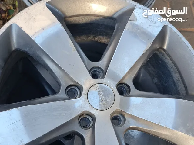 ديسكوات جيب شيروكي
