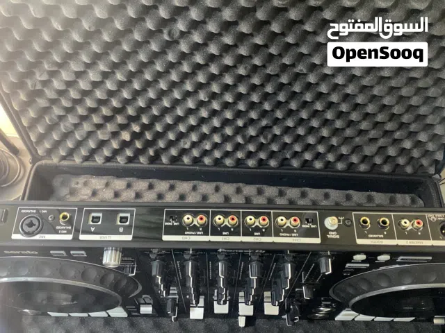 DDJ 1000 srt pioneer ( serato)