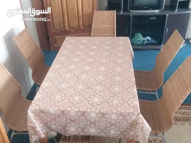 سفرة طعام ايكيا مع ستة كراسي