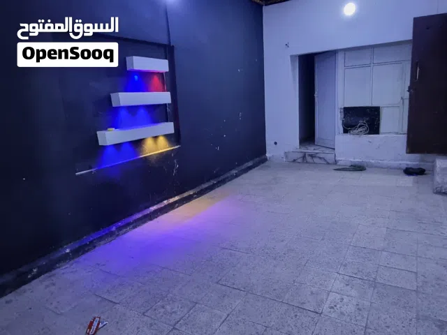 160 m2 3 Bedrooms Townhouse for Rent in Basra Juninah