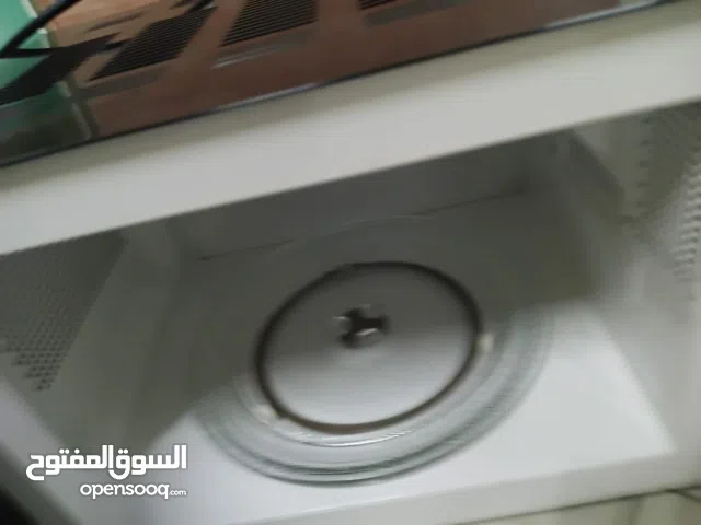 Used Microwave Oven in Great Condition