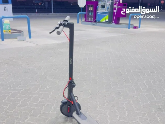charging scoote with charger  battery timing 12 km  tube less tyre