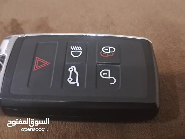 مفتاح رنج روفر او ديفندر بحالة الجديد