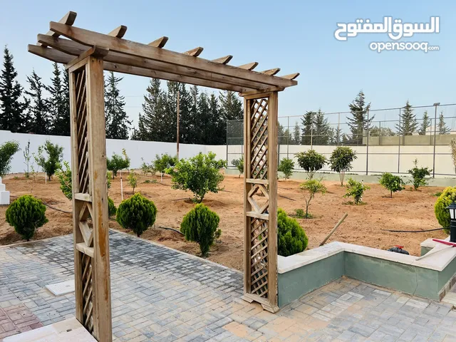 4 Bedrooms Farms for Sale in Tripoli Al-Baesh