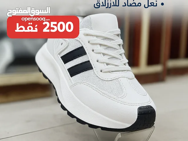 بوتي نسائي أنيق