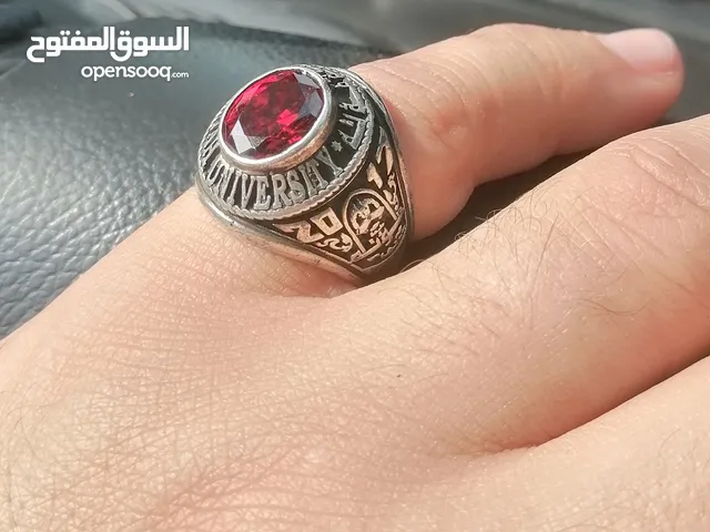 خاتم فضة التفوق بجامعة الكويت