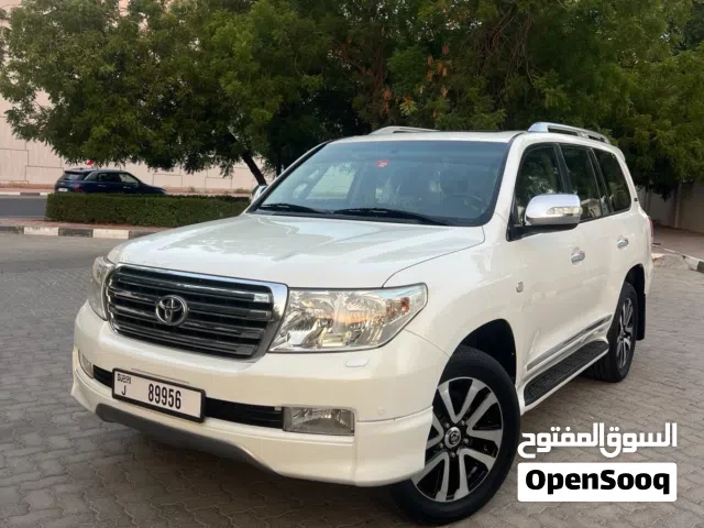 TOYOTA LAND CRUISER VXRi V8 (2011) Price Only-73500 AED