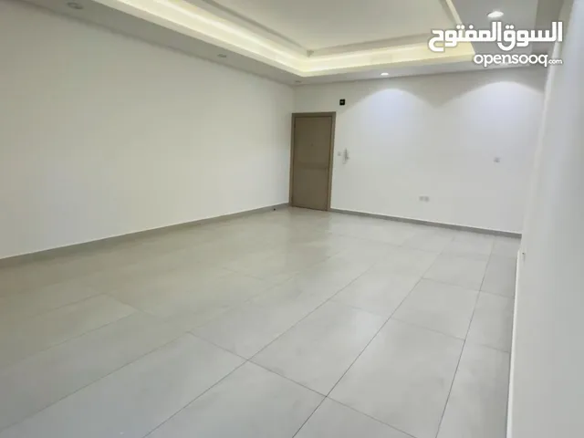 10 m2 3 Bedrooms Apartments for Rent in Hawally Jabriya