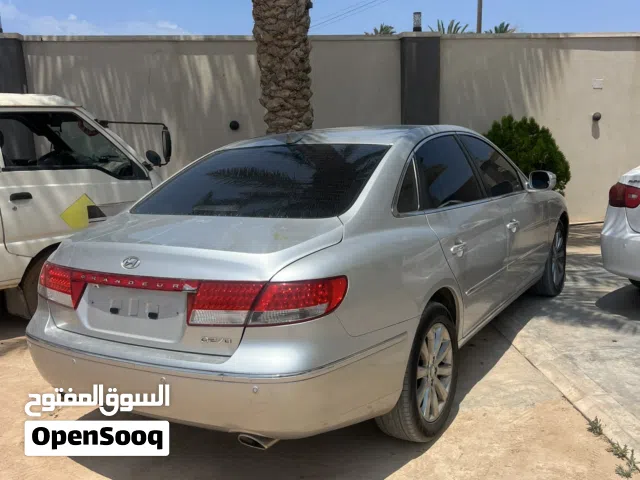 2008 هيونداي ازيرا Standard