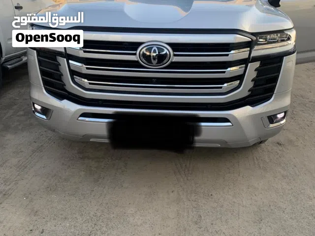 2023 تويوتا لاند كروزر VXR