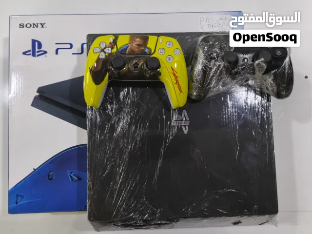 جهاز بلي 4 4K PRO مهكر نضيف جدا ذاكرة 1 تيرا جهاز ما مفتوح ومع جوستيك العدد 2 ومع العاب 10