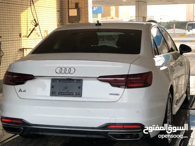 Audi A4 Quattro Premium S 2023