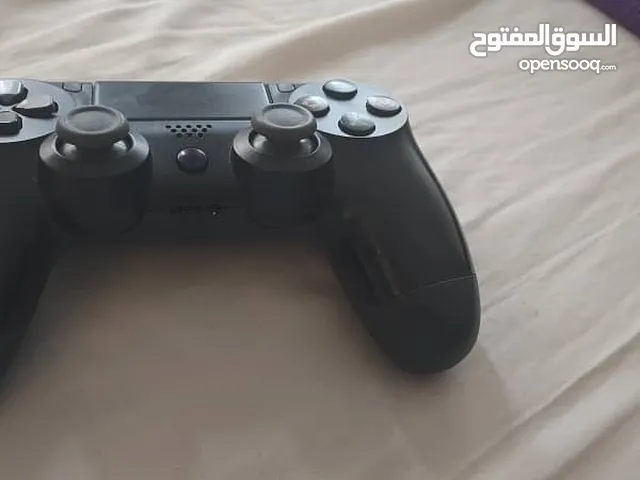 وحدة تحكم play station 4