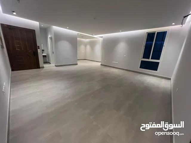 250 m2 3 Bedrooms Apartments for Rent in Al Riyadh Al Malqa