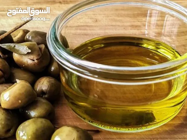 بيع زيت الزيتون العضوي بالجملة