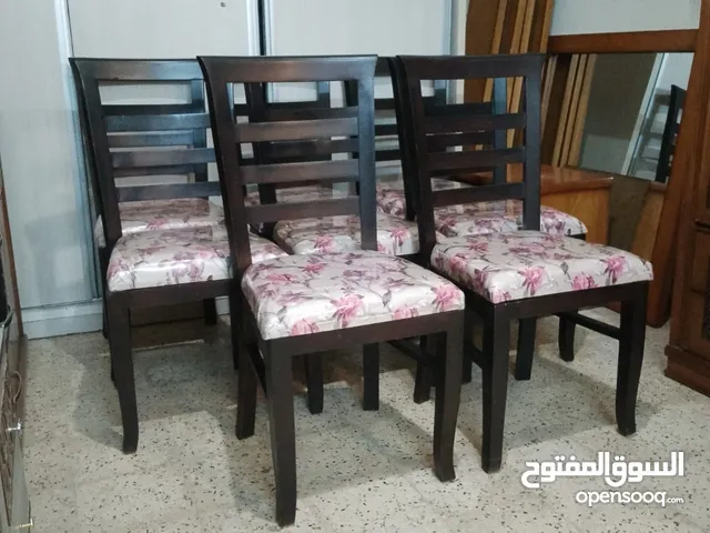 كراسي زان بدون طاولة وطاولة تليفزيون لاتيه للبيع التواصل واتس