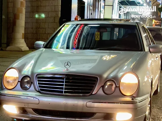 W210 e220 2002