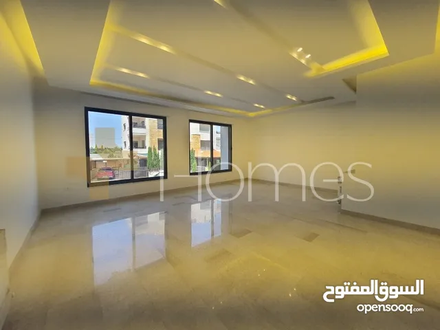245 m2 4 Bedrooms Apartments for Sale in Amman Al-Thuheir