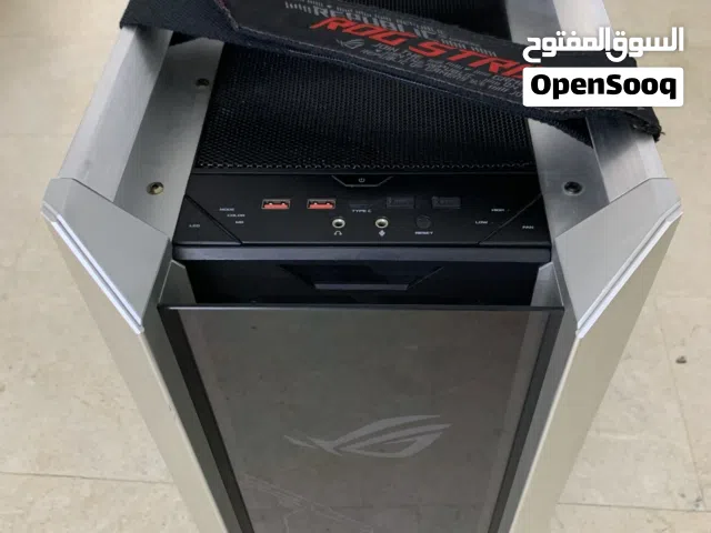 حاسبة العاب Asus rog strix white
