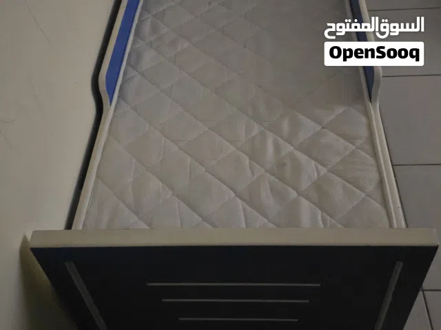 سرير اطفال