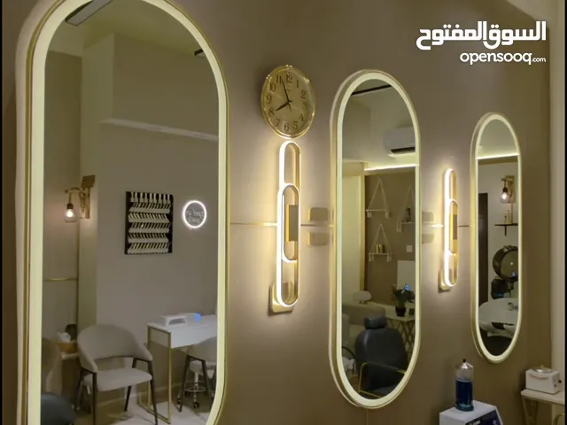 صالون نسائي للإستثمار السريع جاهز للبيع مباشرة ومزاولة النشاط فورا - بمنطقة مميزة وجديدة