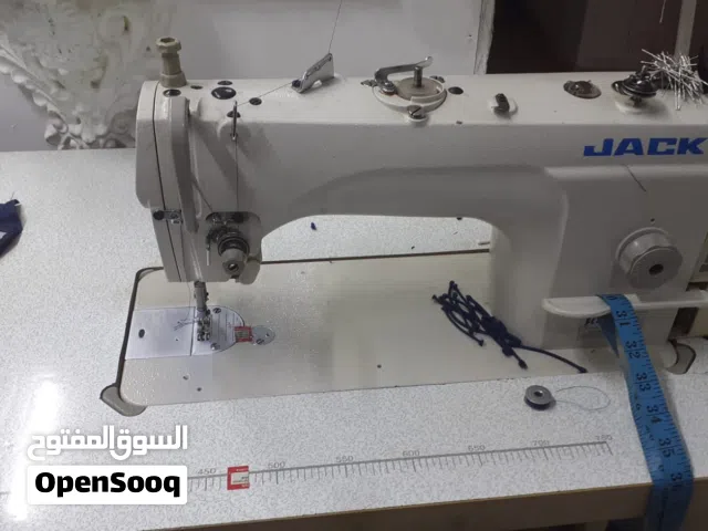 overlock just new 2 monnths used only..