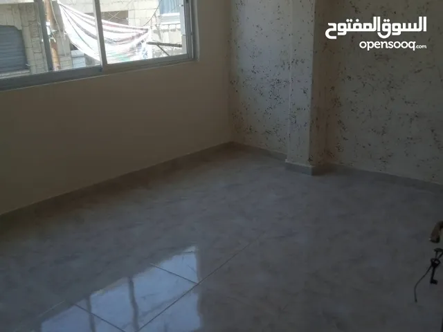 100 m2 3 Bedrooms Apartments for Sale in Zarqa Hay Al Hussain