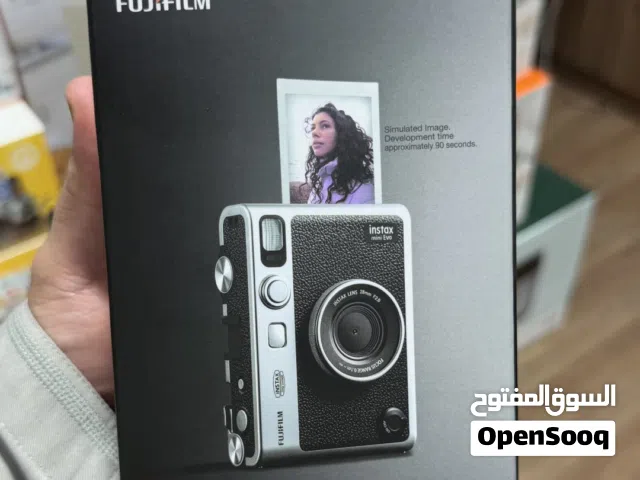 كاميرا الذكريات الفورية الذكية Instax Mini Evo جديدة ضمان سنة