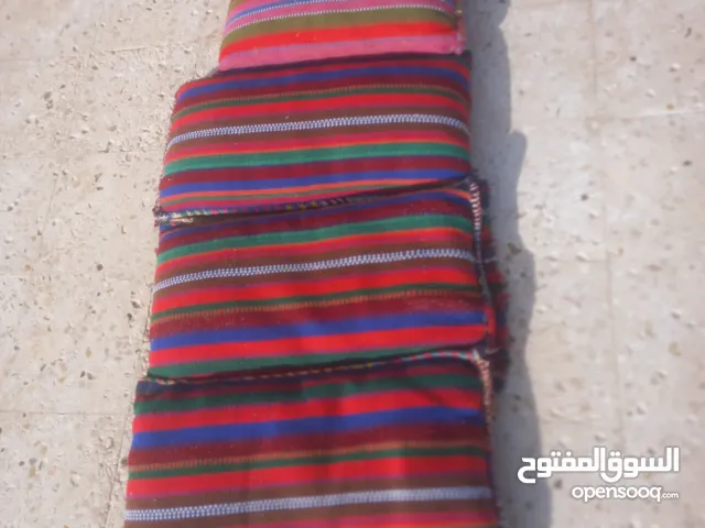 مخدات نسيج يدوي