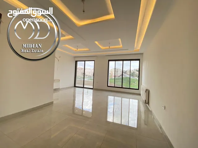 255 m2 3 Bedrooms Apartments for Sale in Amman Um El Summaq