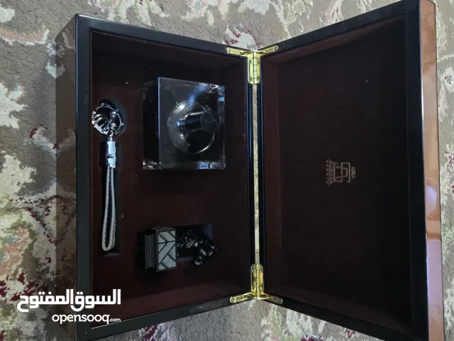 عطر اورورا السويسري الفخم