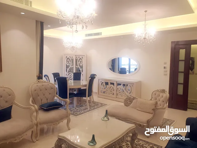 شقة مفروشة مميزة للبيع 3 نوم في عبدون