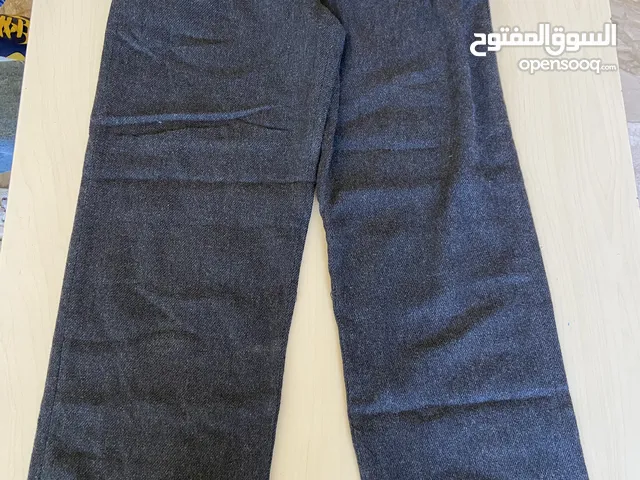 Any piece of clothing for 4JD ‏أي قطعة ملابس بأربع دنانير