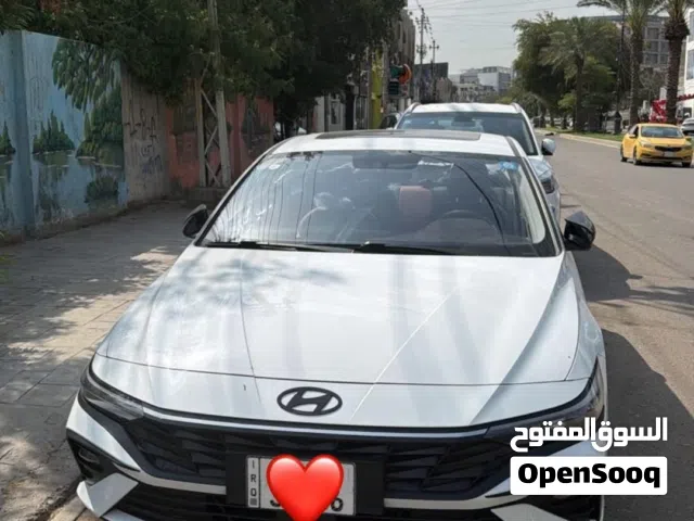 2024 هيونداي النترا GL