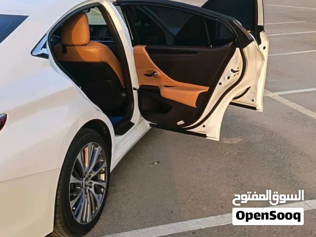 2019 Lexus ES ES 350