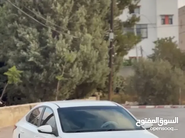 بالصلات على النبي  للبيع هونداي اكسنت2023