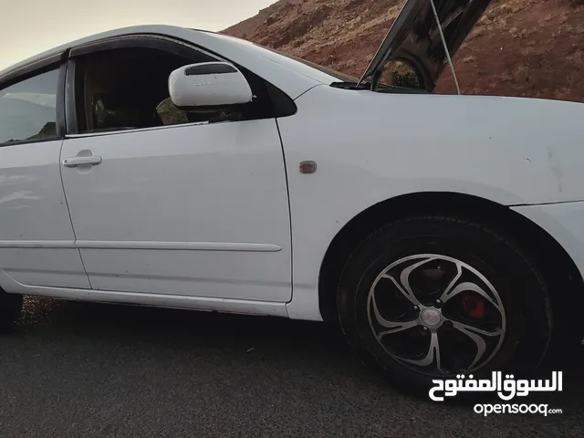 تويوتا كورلا 2006 للبيع