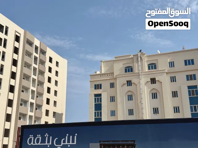 محلات تجارية مميزة على الخط الأول في مرتفعات المطار متوفر مساحات متنوعة تناسب مشاريعك...