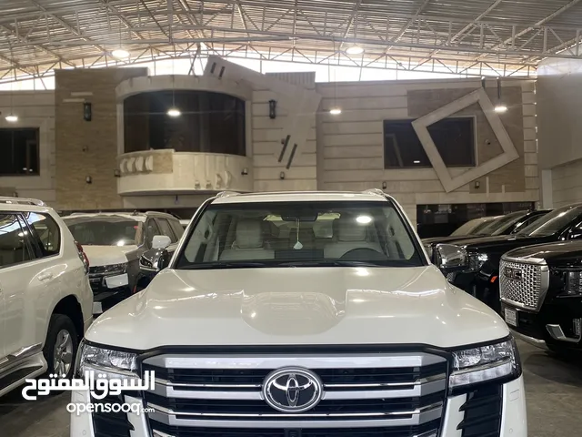 Used Toyota Land Cruiser in Baghdad